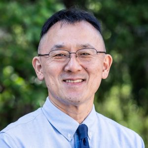 Headshot of Peter Bae